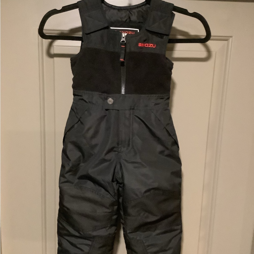 Snozu Black Snow Bib Overalls Unisex US 2T. Excellent Used Condition.
